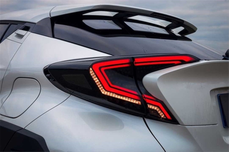 TOYOTA C-HR IÇIN UYUMLU LED STOP - SMOKE (2016-2019) (MAKYAJSIZ KASA IÇIN)